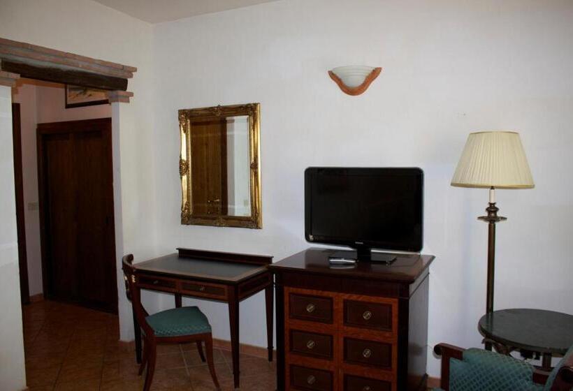 Номер Стандарт, Antico Residence Roma