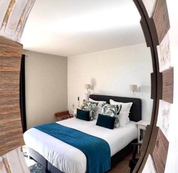 اتاق استاندارد سه نفره, Hôtel Les Vieilles Tours Rocamadour