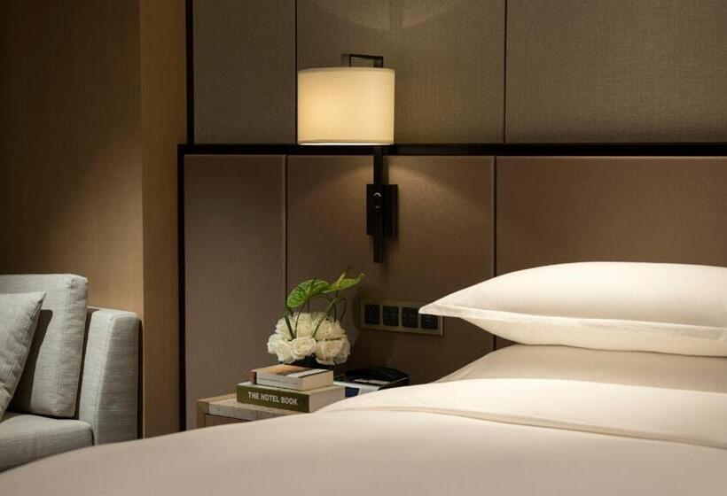 Номер Классика Кровать Кинг, Intercontinental Wuhan By Ihg