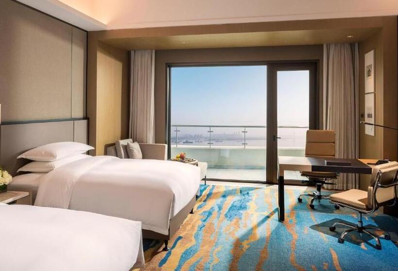Номер Премиум, Intercontinental Wuhan By Ihg