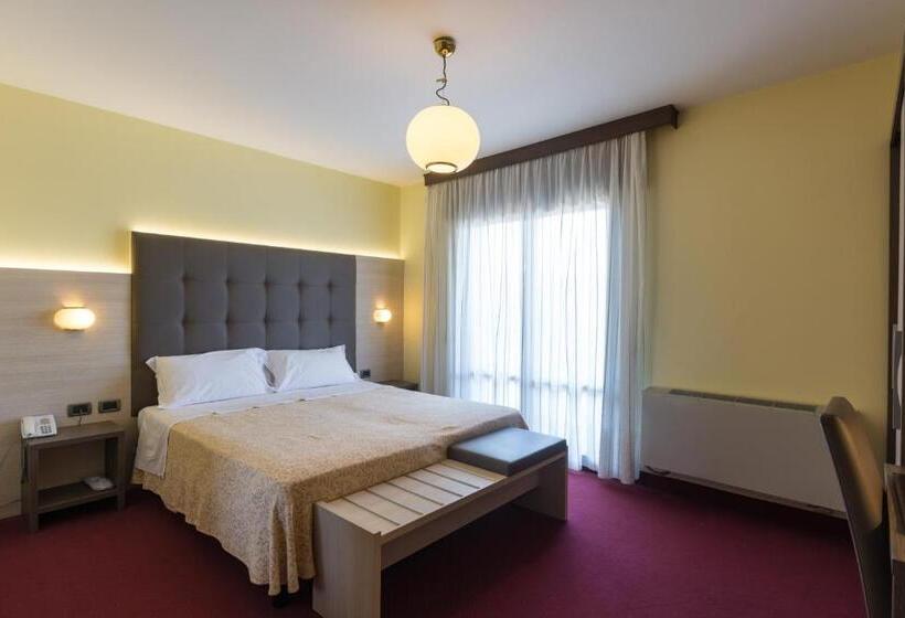 Номер Deluxe с Балконом, Park Hotel Ristorante Ca  Bianca