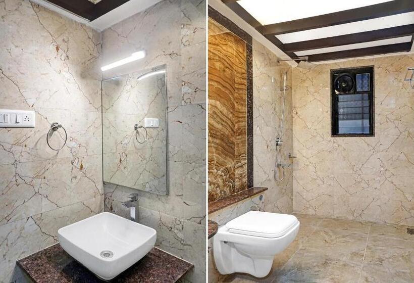 Номер Deluxe, Super Townhouse Oak Gharonda Residency Near Sant Tukaram Nagar Metro Station