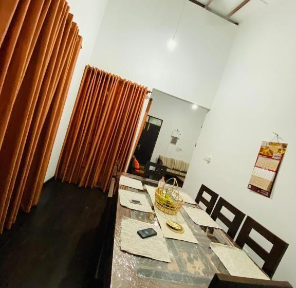 Quarto Familiar, Uva Escape Holiday Bungalow