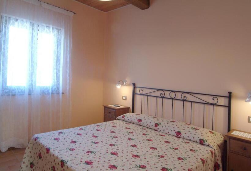 Quarto Familiar, Agriturismo Le Ginestre