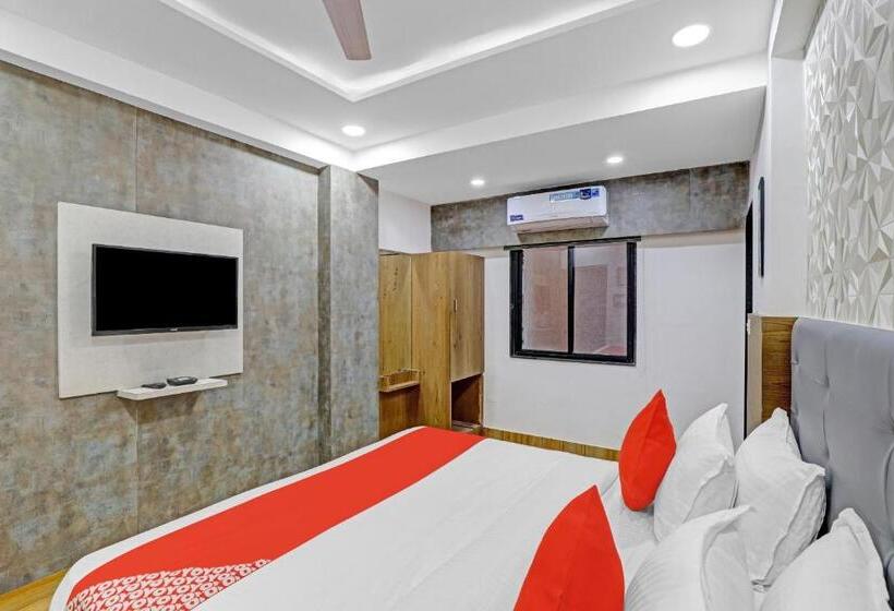 اتاق لوکس, Oyo 85289  Raffles