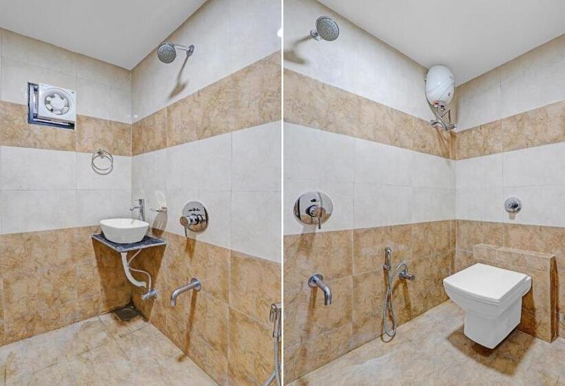 اتاق لوکس, Oyo 85289  Raffles