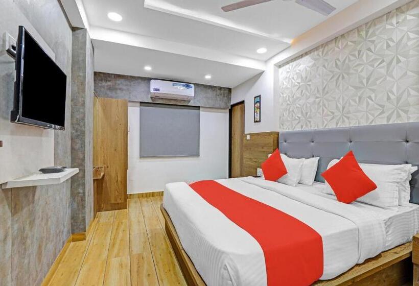 اتاق لوکس, Oyo 85289  Raffles