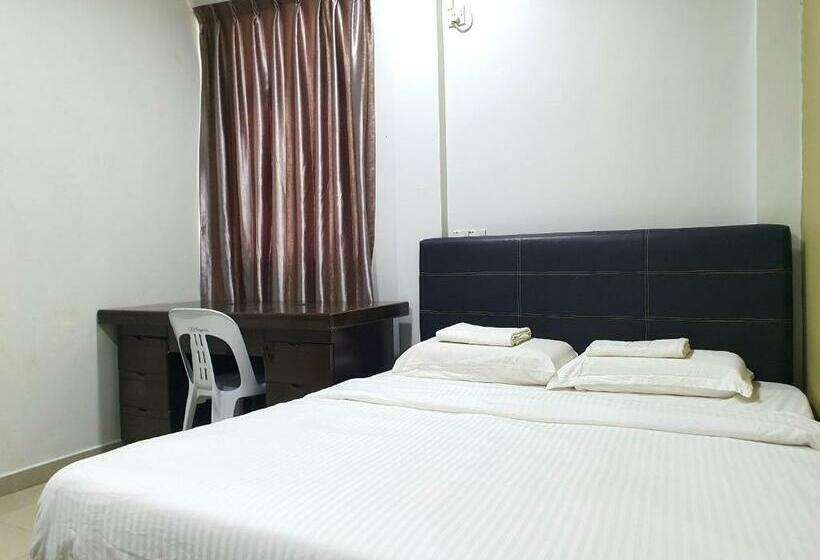 Апартаменты 2 Спальни, Oyo Home 90435 Sena Home Homestay #819
