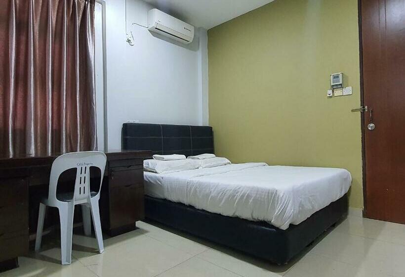 Апартаменты 2 Спальни, Oyo Home 90435 Sena Home Homestay #819