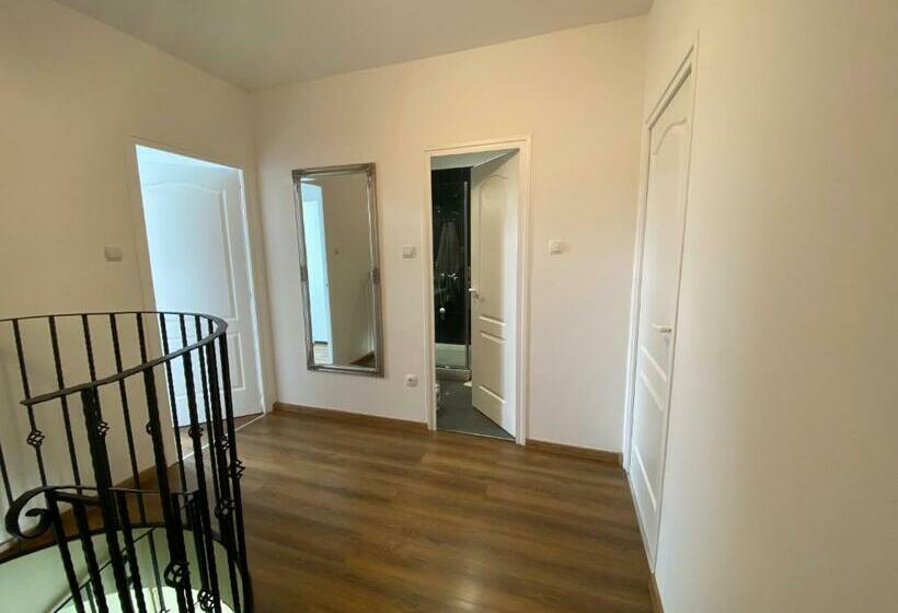 آپارتمان 3 خوابه, Platán Apartmanház