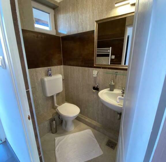 آپارتمان 3 خوابه, Platán Apartmanház