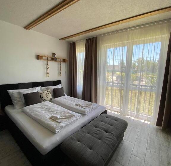آپارتمان 1 خوابه همکف, Platán Apartmanház