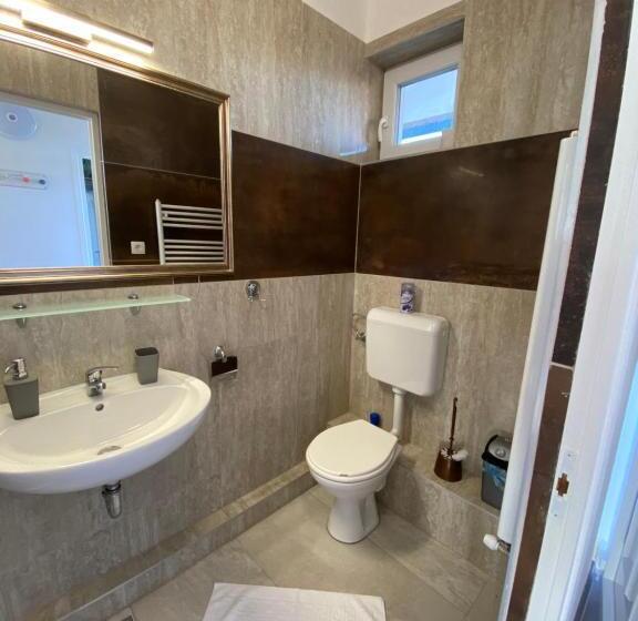 آپارتمان لوکس 1 خوابه, Platán Apartmanház