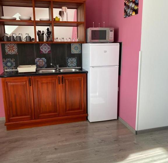 اتاق دوبلکس, Platán Apartmanház