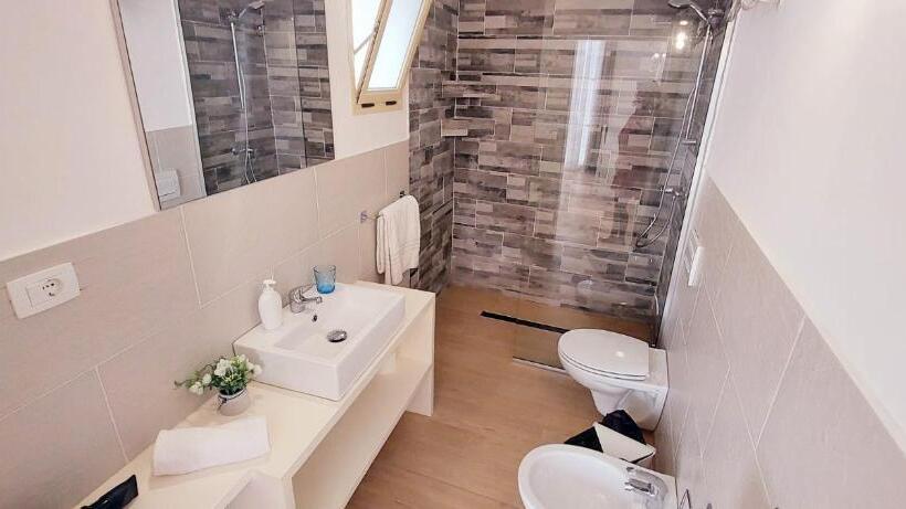 اتاق استاندارد اینتریور, Branco Suites   Rooms & Holiday Apartments