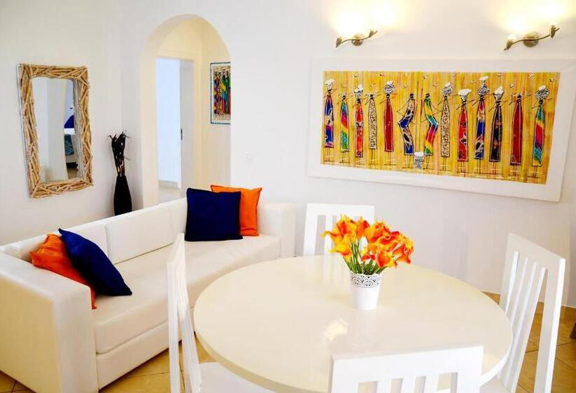 آپارتمان سوپریور 2 خوابه, Branco Suites   Rooms & Holiday Apartments