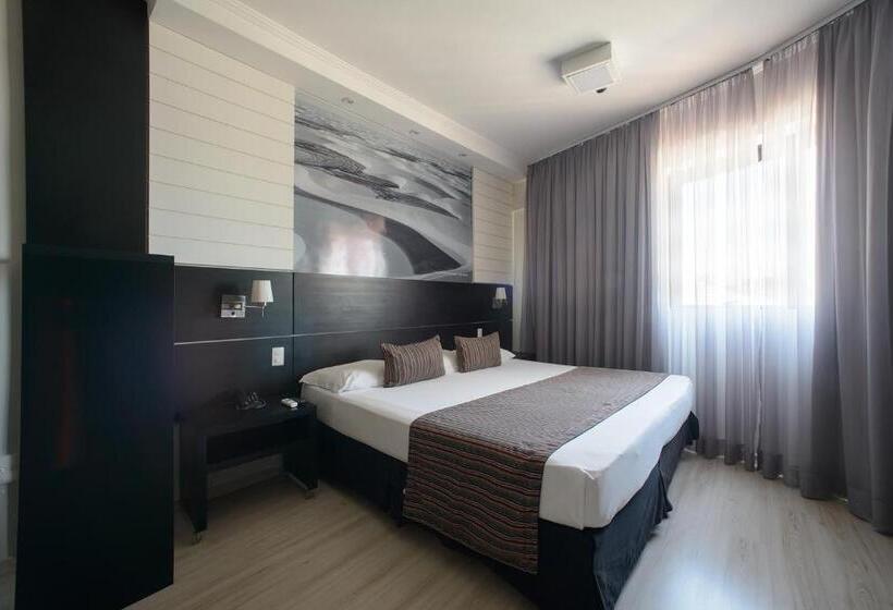 Люкс с гидромассажем, Faro Hotel Taubaté