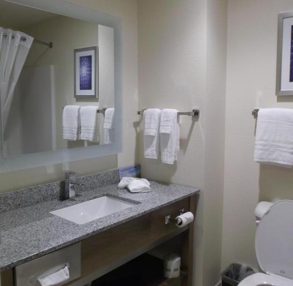 Стандартный Номер Кровать Кинг, Days Inn & Suites By Wyndham Caldwell
