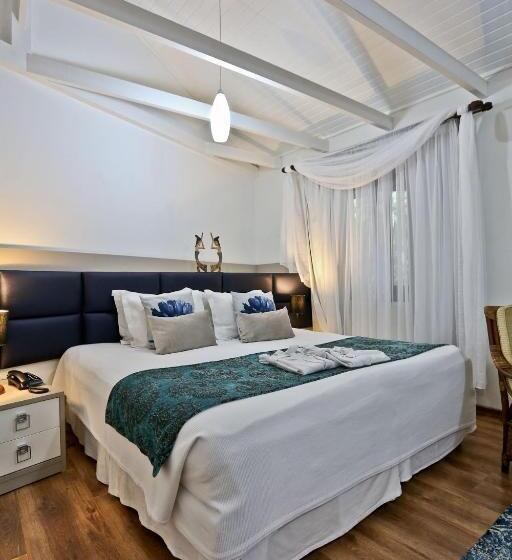 디럭스 4인 룸, Estaleiro Guest House