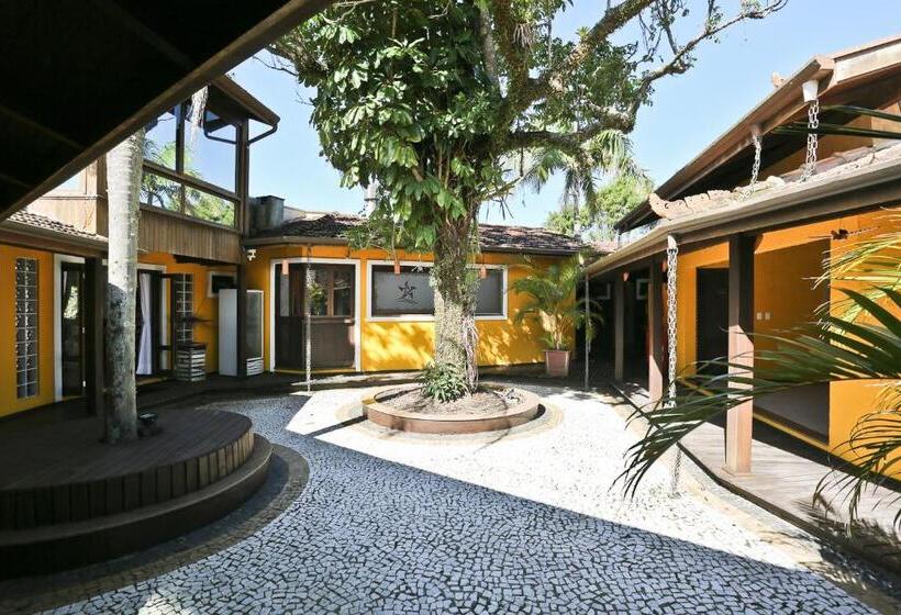 디럭스 룸, Estaleiro Guest House