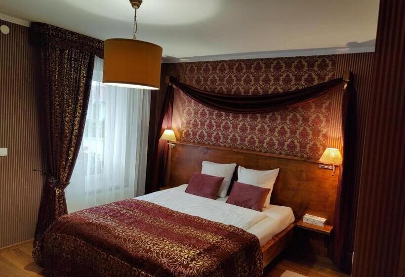 اتاق لوکس, Motelis Smakų Smakas