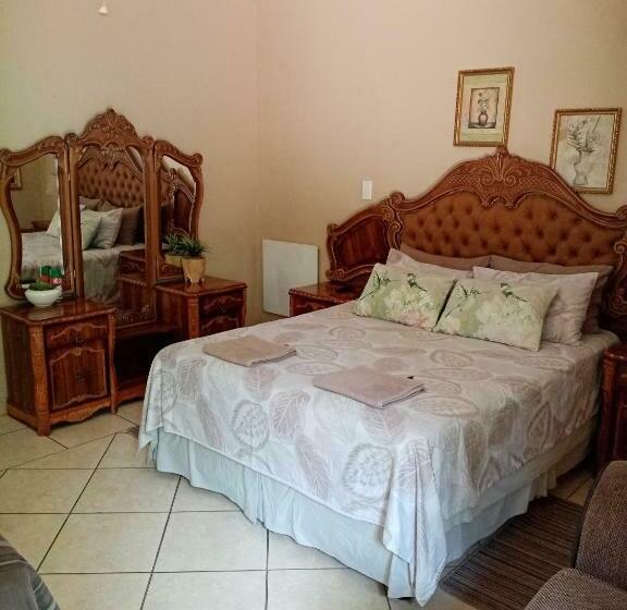 Семейный Номер, De La Rose Guesthouse