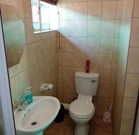 Номер Economy, De La Rose Guesthouse