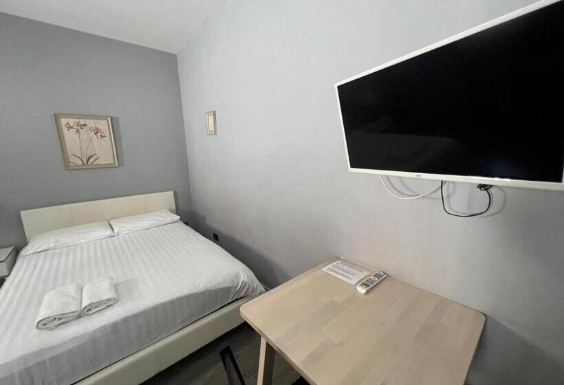 Номер Стандарт Совместная Ванная, Petticoat Accommodations