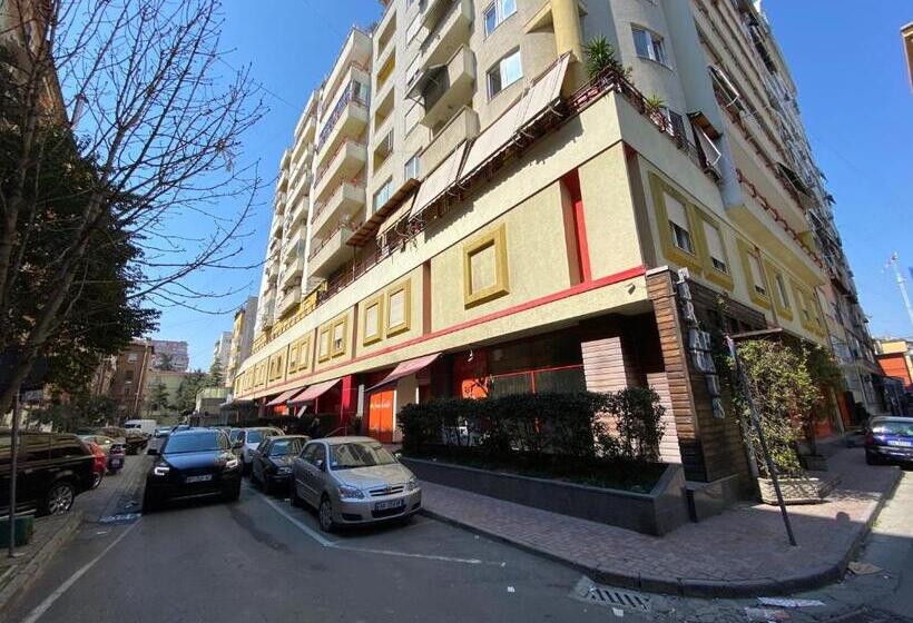 اتاق استاندارد, Retreat Apartments