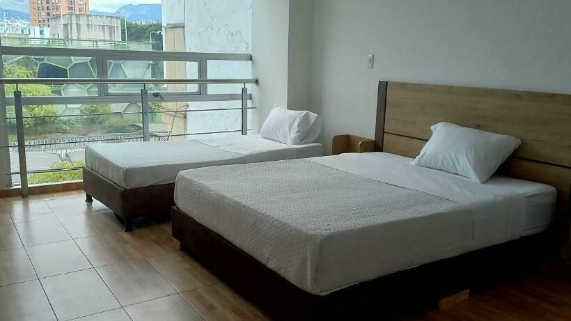 חדר סטנדרט לשלושה, Royal Cid Bogota