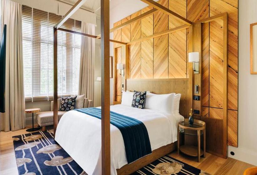 스위트 킹사이즈 침대, The Tasman, A Luxury Collection Hotel, Hobart