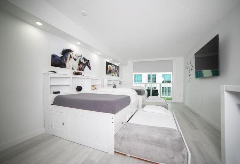 스탠다드 발코니 스튜디오, Modern And Luxurious Brickell Studio