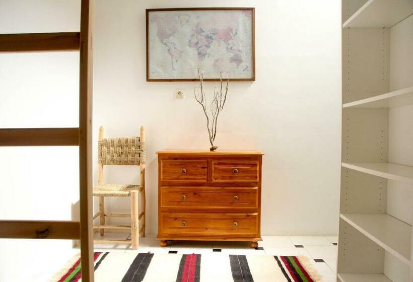 스탠다드 룸, Ifni Surf Hostal