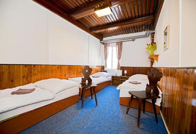 اتاق استاندارد سه نفره, Penzion Na Rychtě