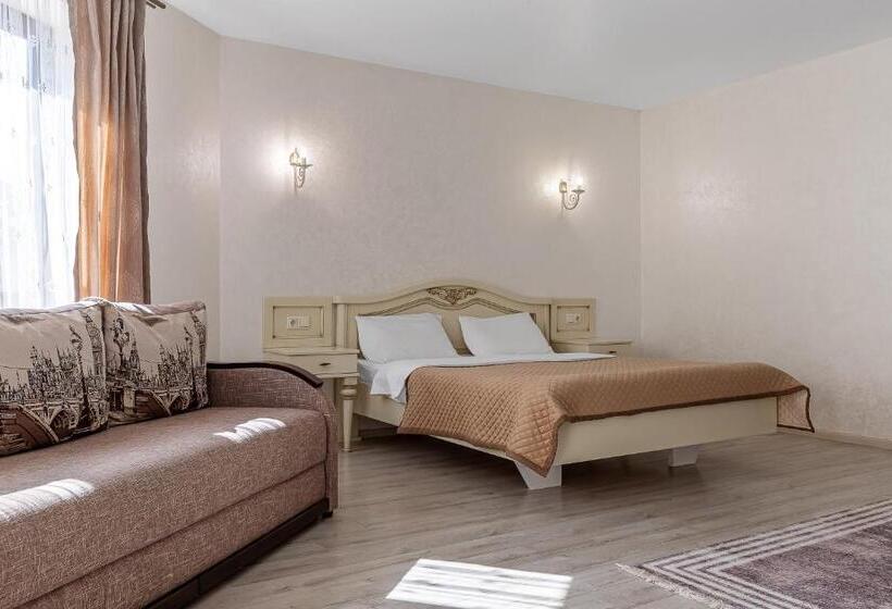 اتاق استاندارد چهار تخته, Premium Hotel & Spa