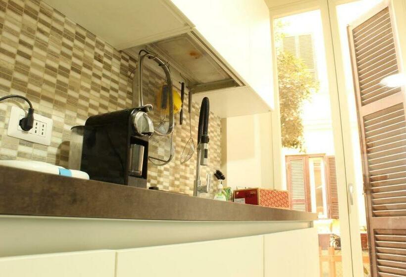 اتاق لوکس, B&b Acquamarina