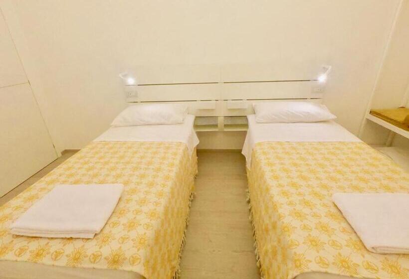 اتاق استاندارد, Central Savona B&b