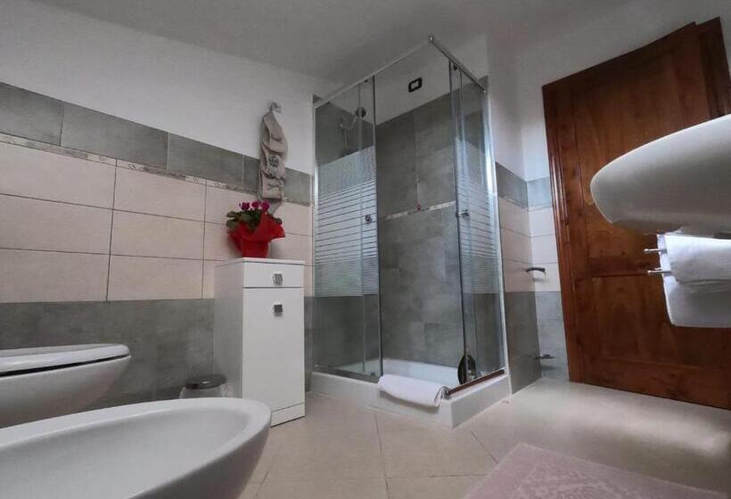 Четырехместный Номер Стандарт, B&b Sa Spiga