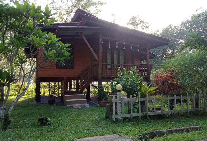 패밀리 룸, Najjamee Bungalows