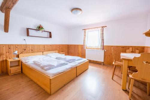 带观景的标准间, Penzion černý Vlk