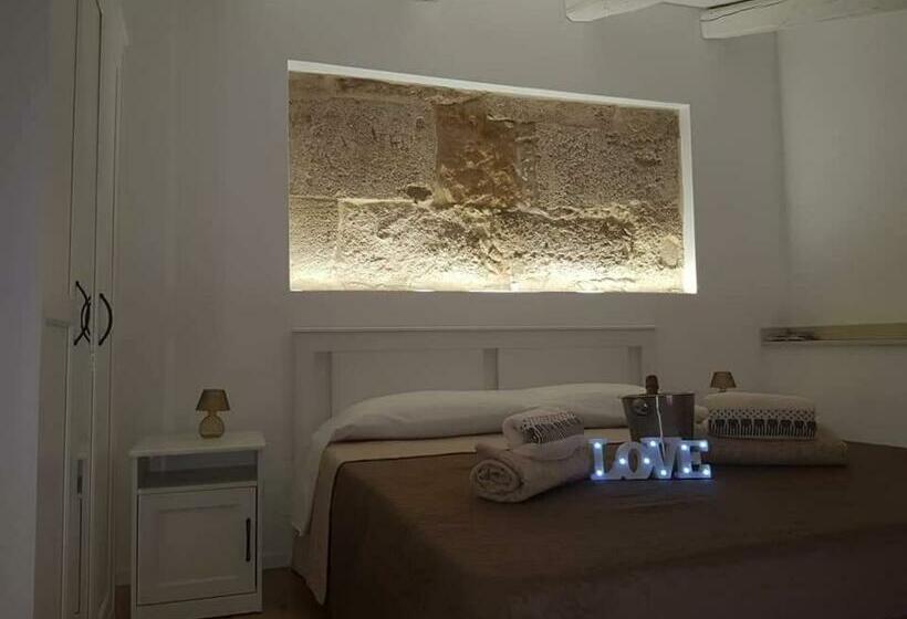 اتاق خانوادگی, Regina Lucia Casa Vacanze