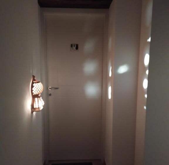 اتاق خانوادگی, Regina Lucia Casa Vacanze