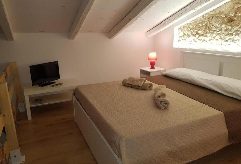 خانه 1 خوابه, Regina Lucia Casa Vacanze