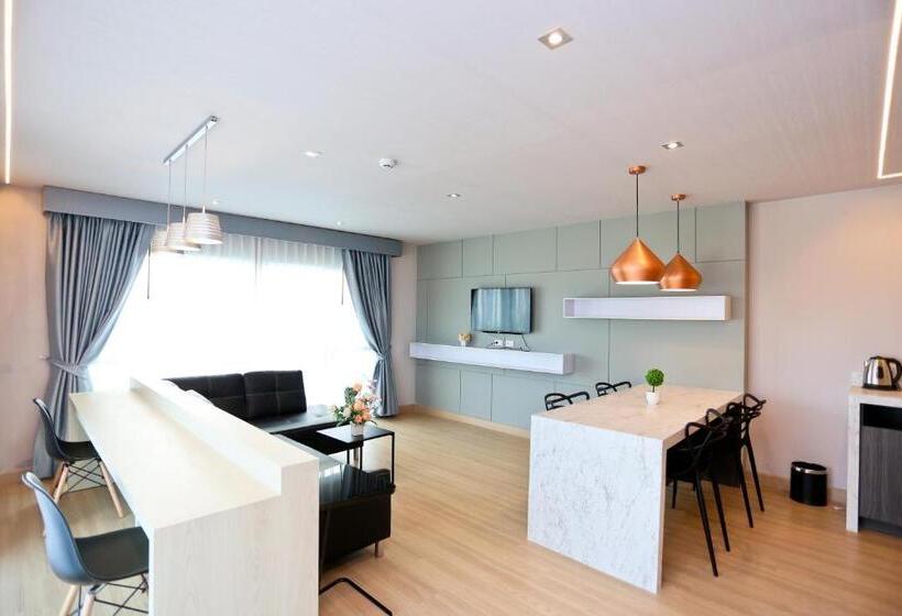 발코니가 있는 스위트, Le Breeze Resort Hua Hin
