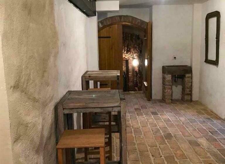 اتاق دوبلکس, Apartmány Koněvova