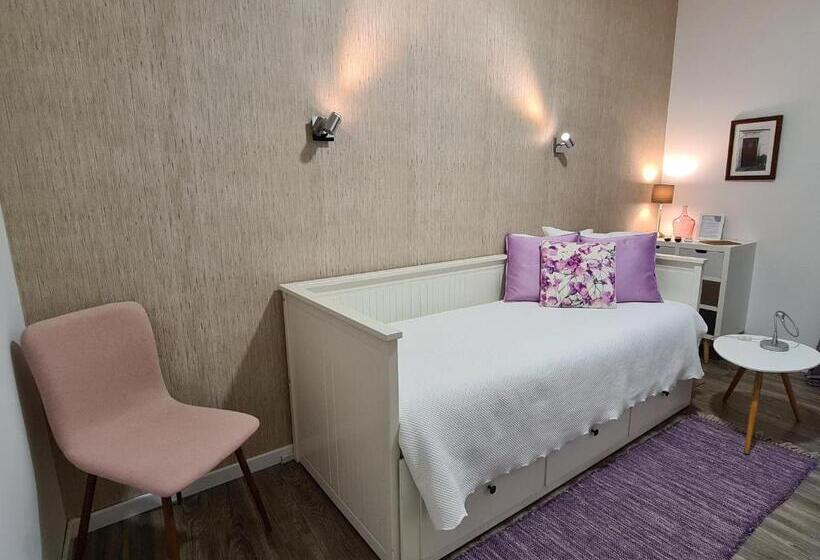 اتاق استاندارد یک نفره, Bea S Bed & Breakfast