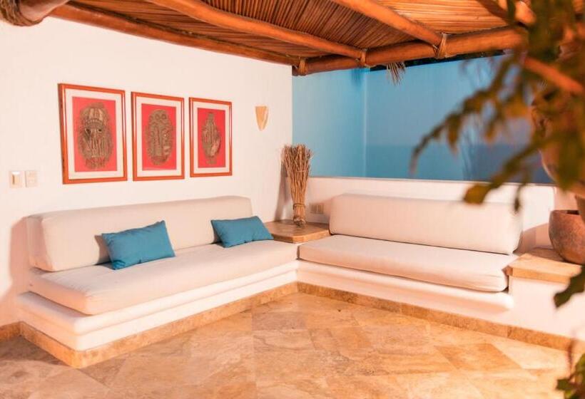 テラス付スイート, Mi Otra Casa