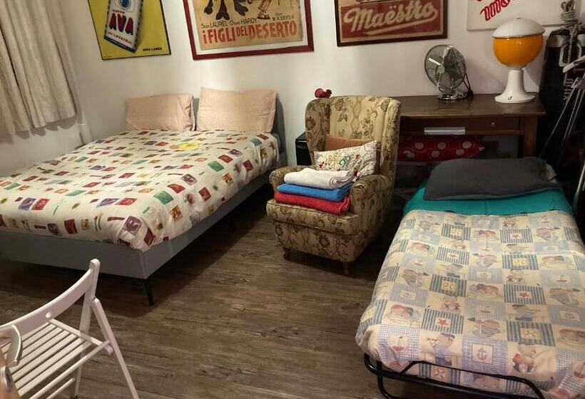 اتاق سوپریور, Room Saronno + B&b