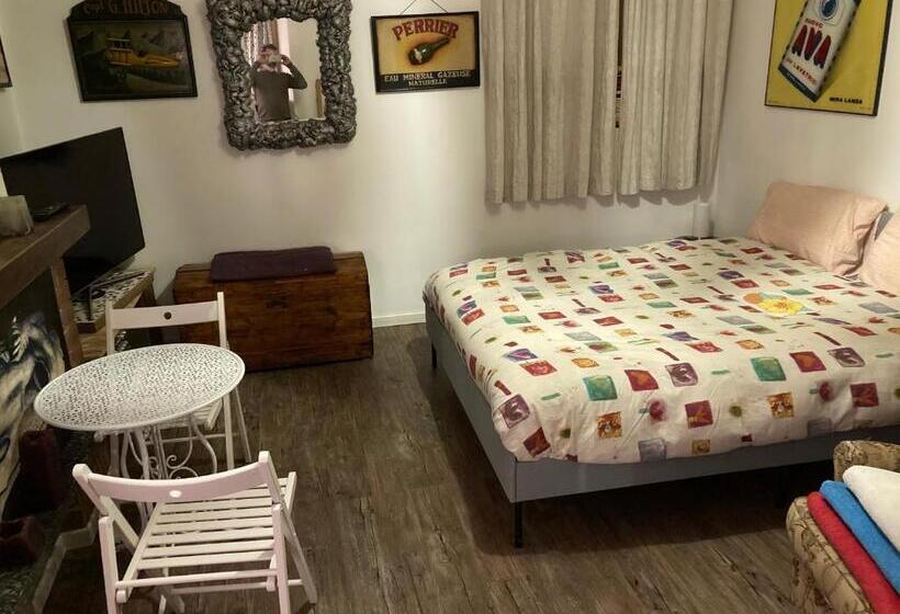 اتاق سوپریور, Room Saronno + B&b