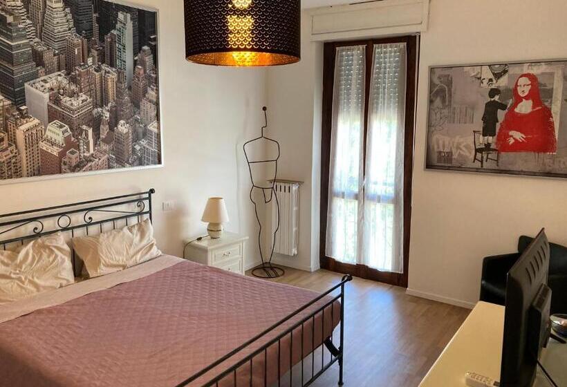 آپارتمان سوپریور 1 خوابه, Room Saronno + B&b